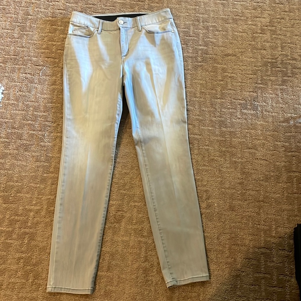 chicos grey wash jeggings, great condition